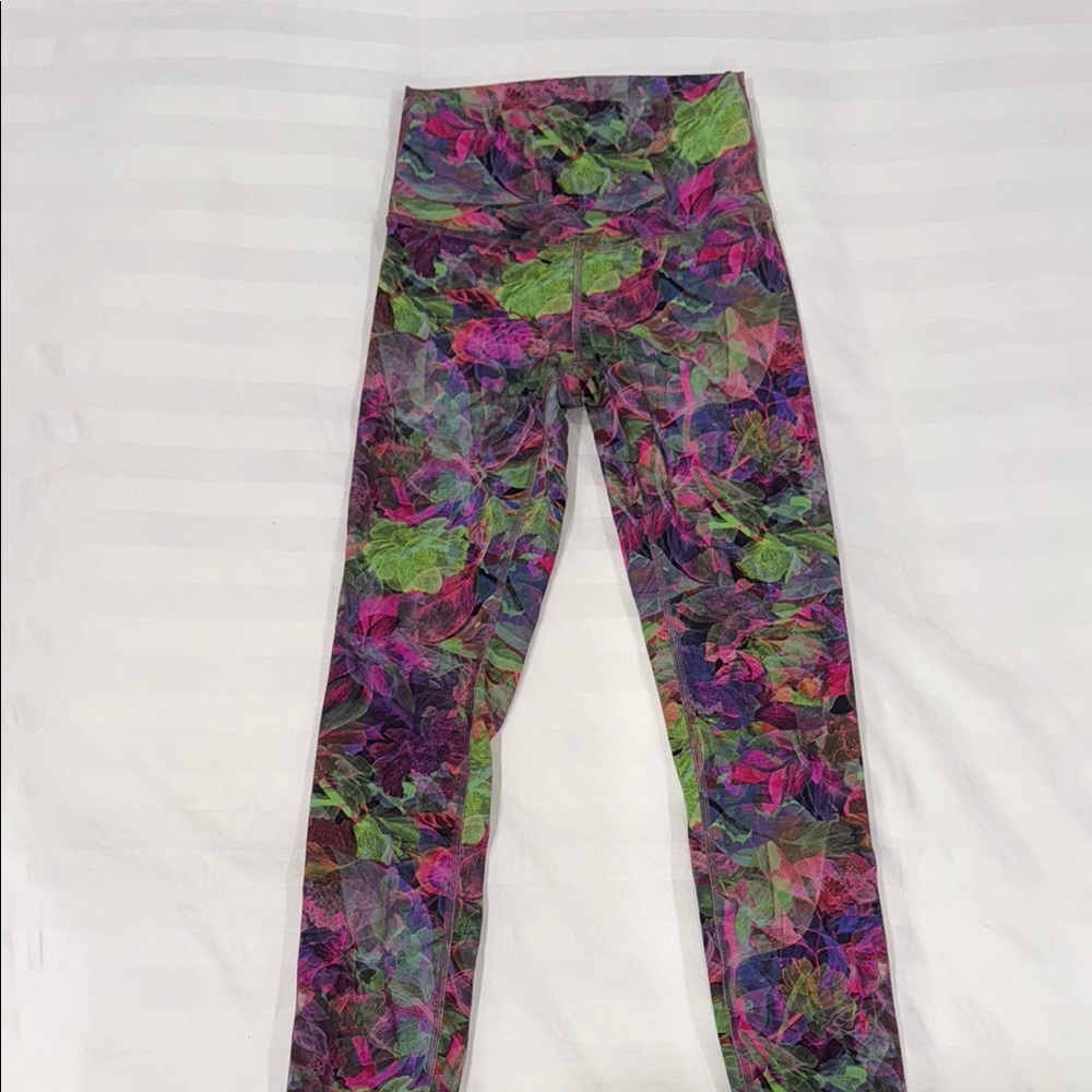 Lululemon wunder train size 4 leggings